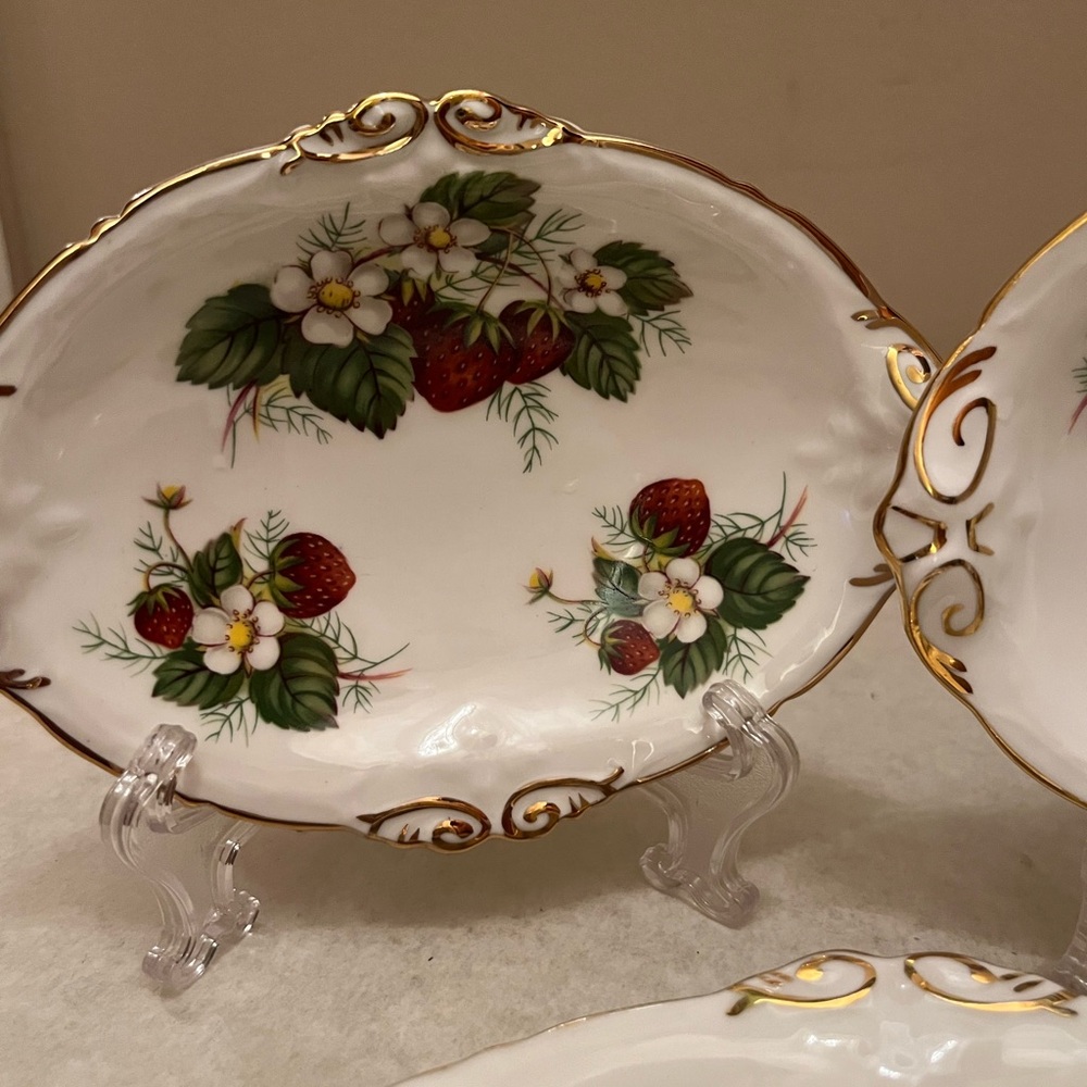 3 Vintage Hammersley Spode English Bone . Strawberry Ripe trinket dishes/servi - Picture 6 of 10